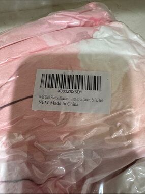 Pink Fleece Throw Blanket - Soft Cozy Comfort